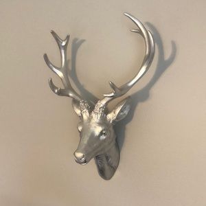 Silver Deer Head Wall Decor